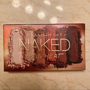New in box! Urban Decay Naked Petite Heat palette